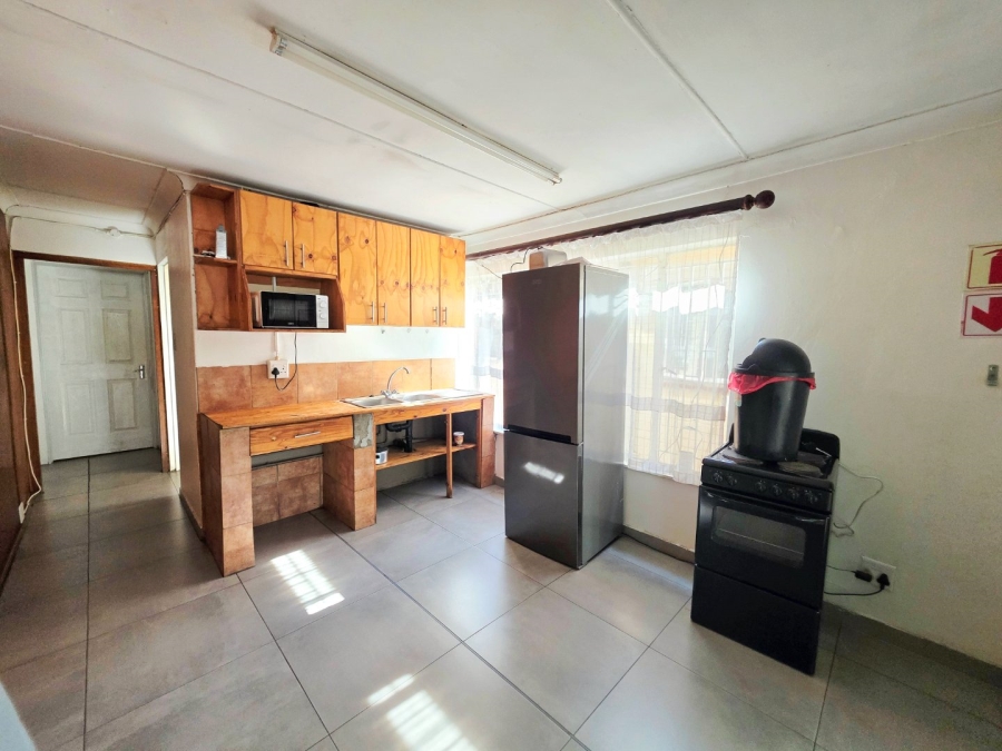17 Bedroom Property for Sale in Universitas Free State
